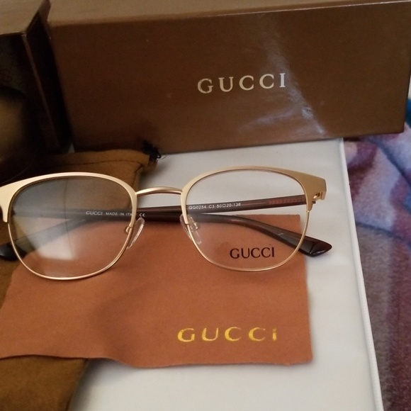 Gucci - Picture 3 of 4